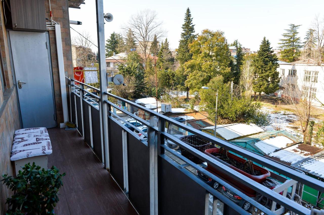 Apartment On Rustaveli Avenue Kutaissi Exterior foto